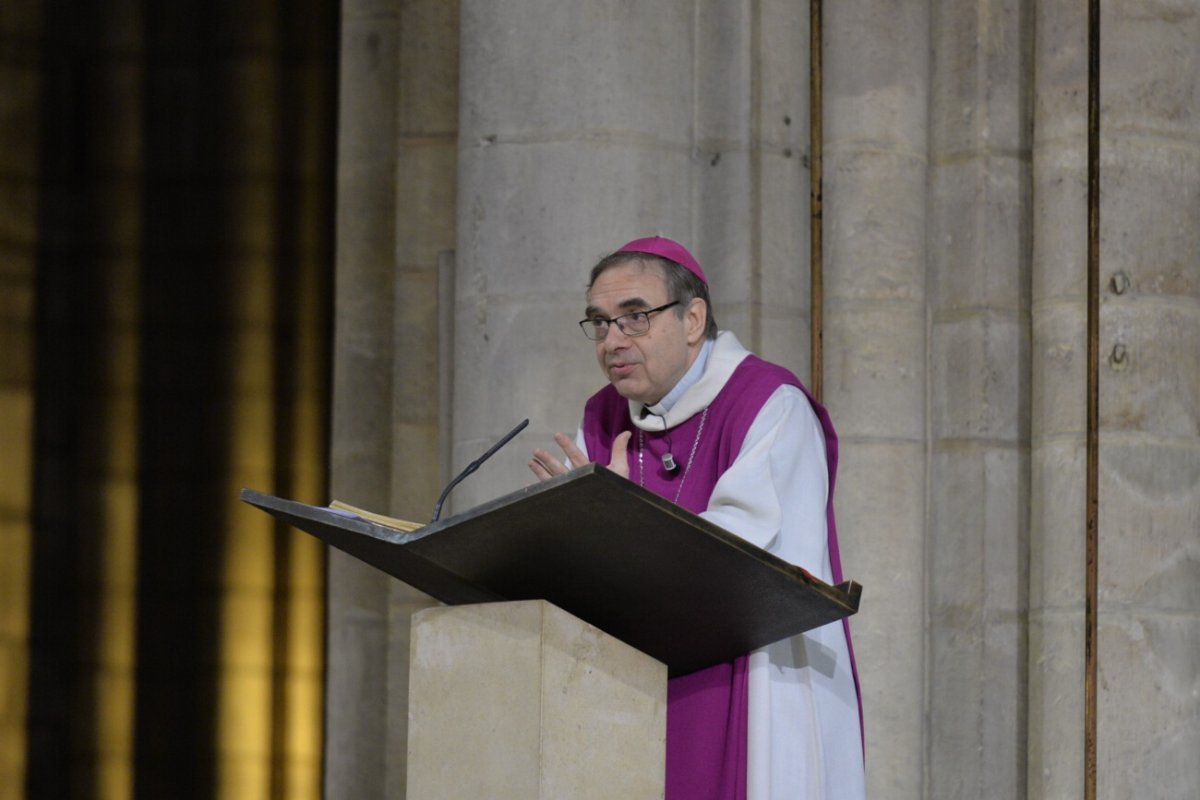 Homélie de Mgr Jérôme Beau, évêque auxiliaire de Paris. © Marie-Christine Bertin / Diocèse de Paris.