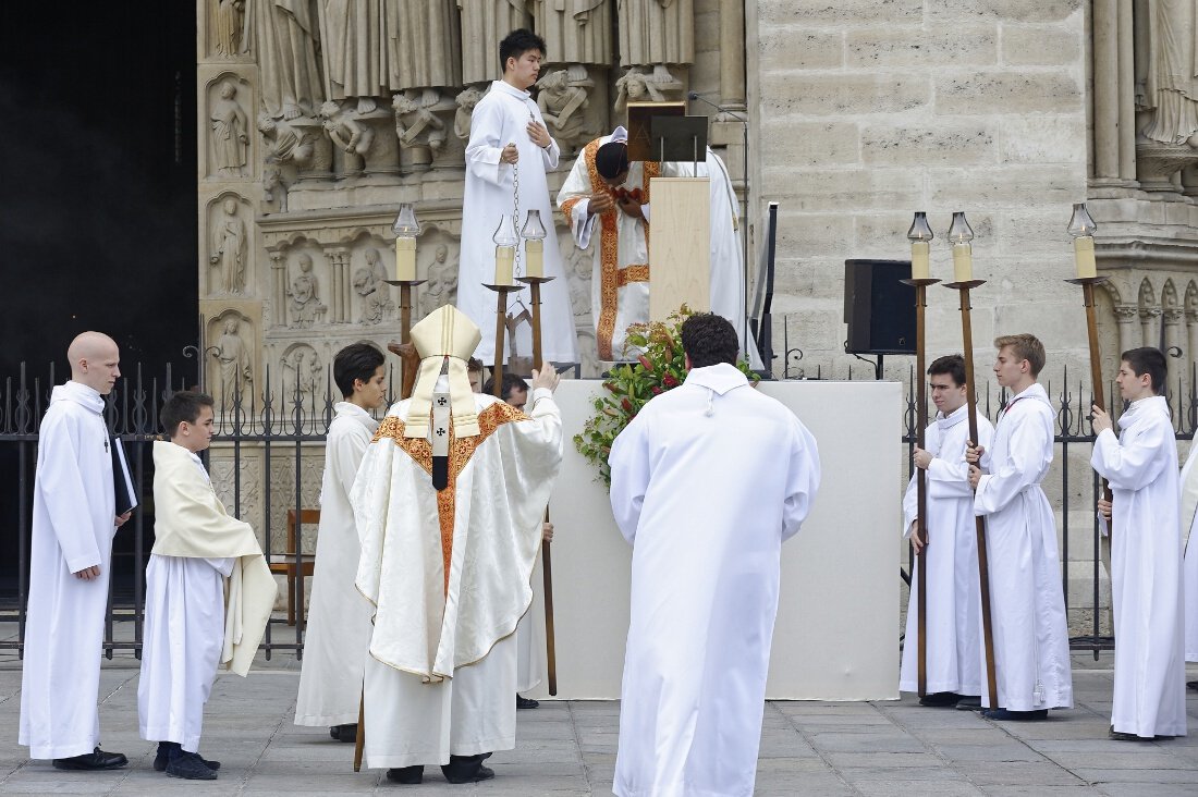 Liturgie eucharistique. © Trung Hieu Do / Diocèse de Paris.