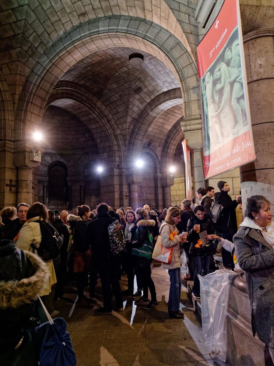 Lancement de la 2e Journée Mondiale des Pauvres au Sacré-Cœur de Montmartre. © Yannick Boschat / Diocèse de Paris.