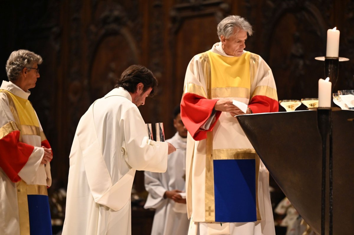 Ordinations des diacres permanents 2025. © Marie-Christine Bertin / Diocese de Paris.