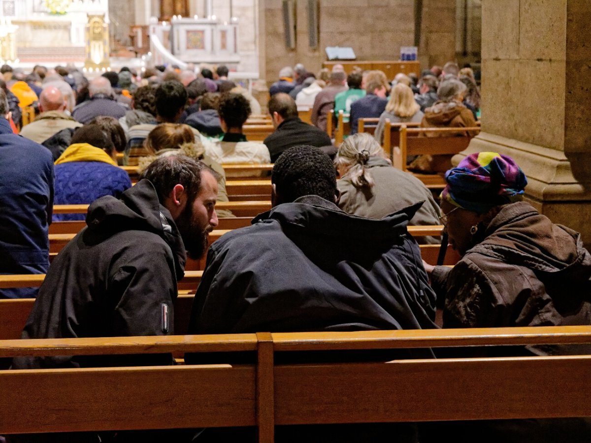 Lancement de la 2e Journée Mondiale des Pauvres au Sacré-Cœur de Montmartre. © Yannick Boschat / Diocèse de Paris.
