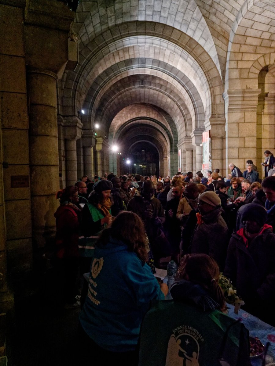 Lancement de la 2e Journée Mondiale des Pauvres au Sacré-Cœur de Montmartre. © Yannick Boschat / Diocèse de Paris.