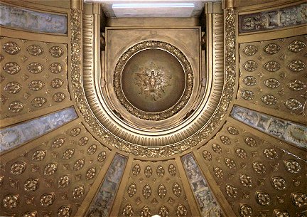 Plafond de l'autel. © C. D. A. S..