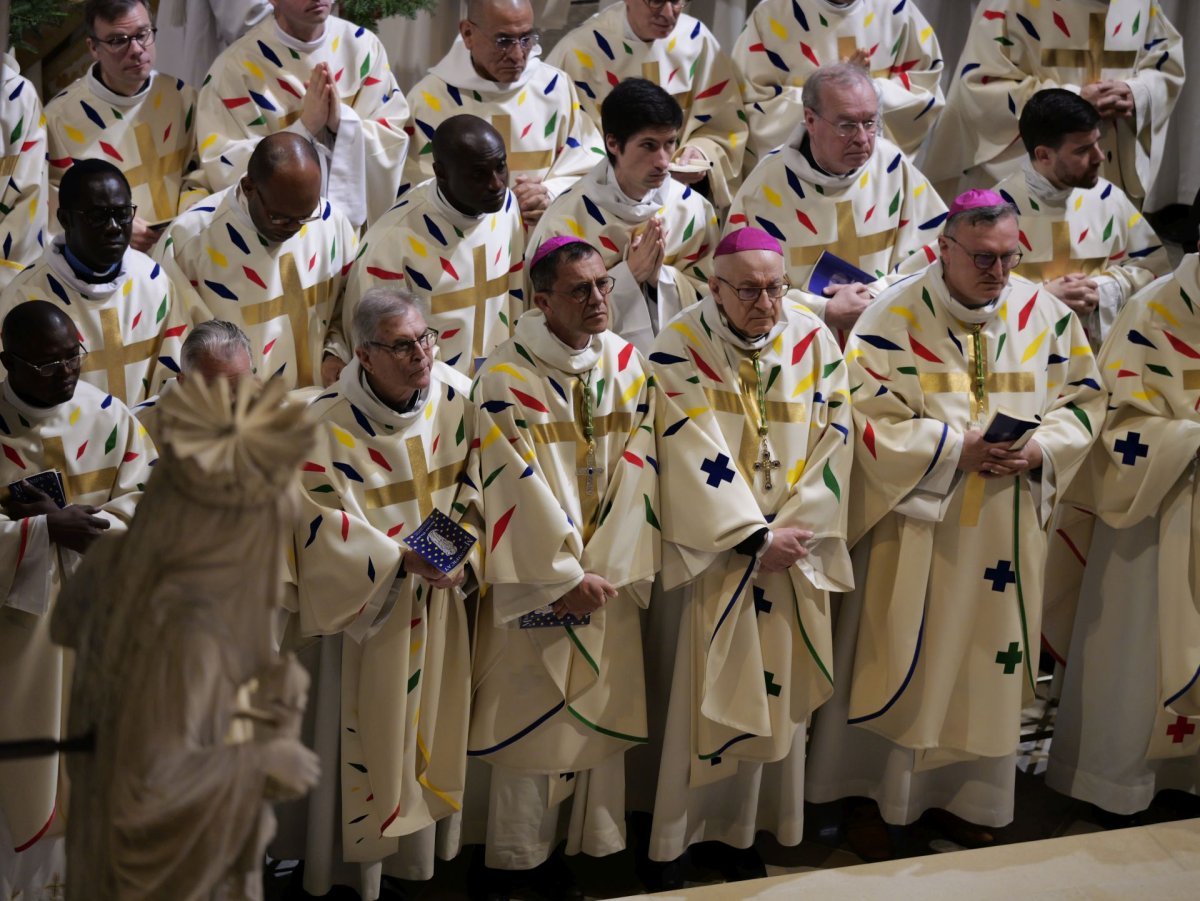 Messe de consécration de l'autel de Notre-Dame de Paris. © Yannick Boschat / Diocèse de Paris.