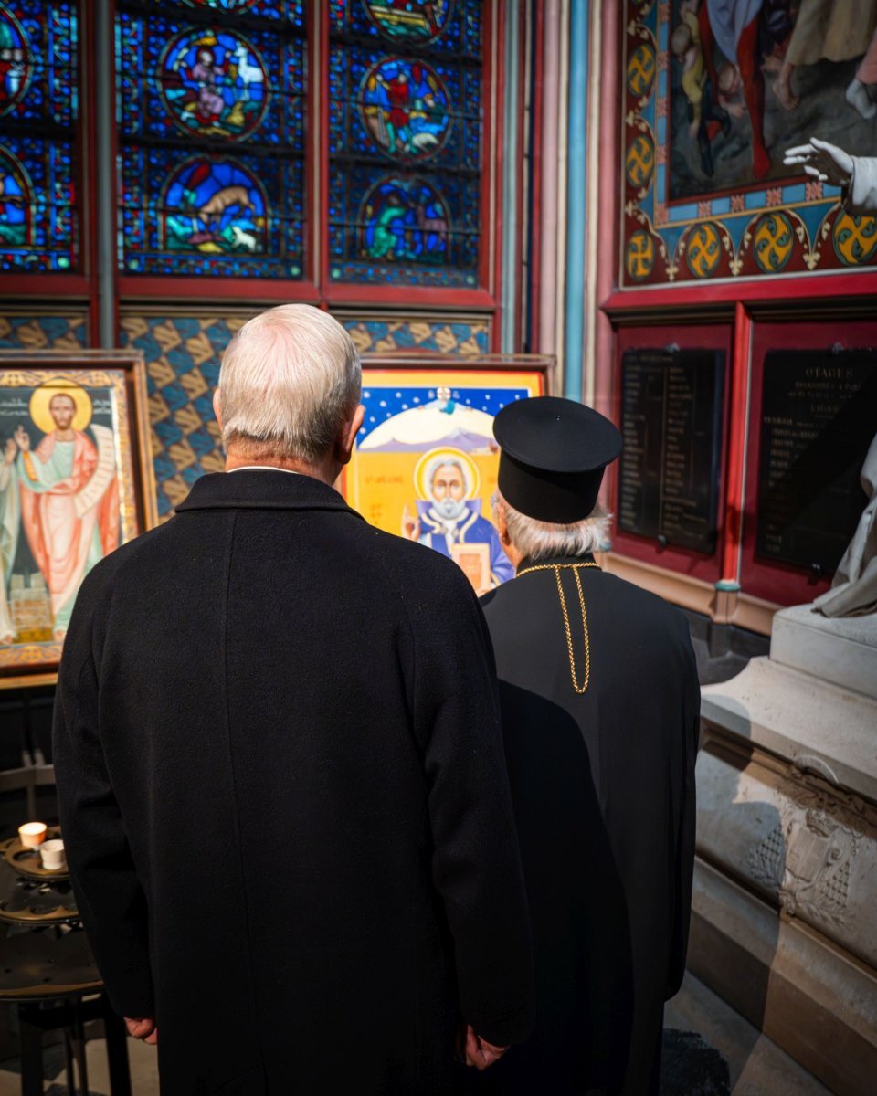 Visite de la cathédrale Notre-Dame de Paris par Sa Toute-Sainteté le (…). © Liam Hoarau / Diocèse de Paris.