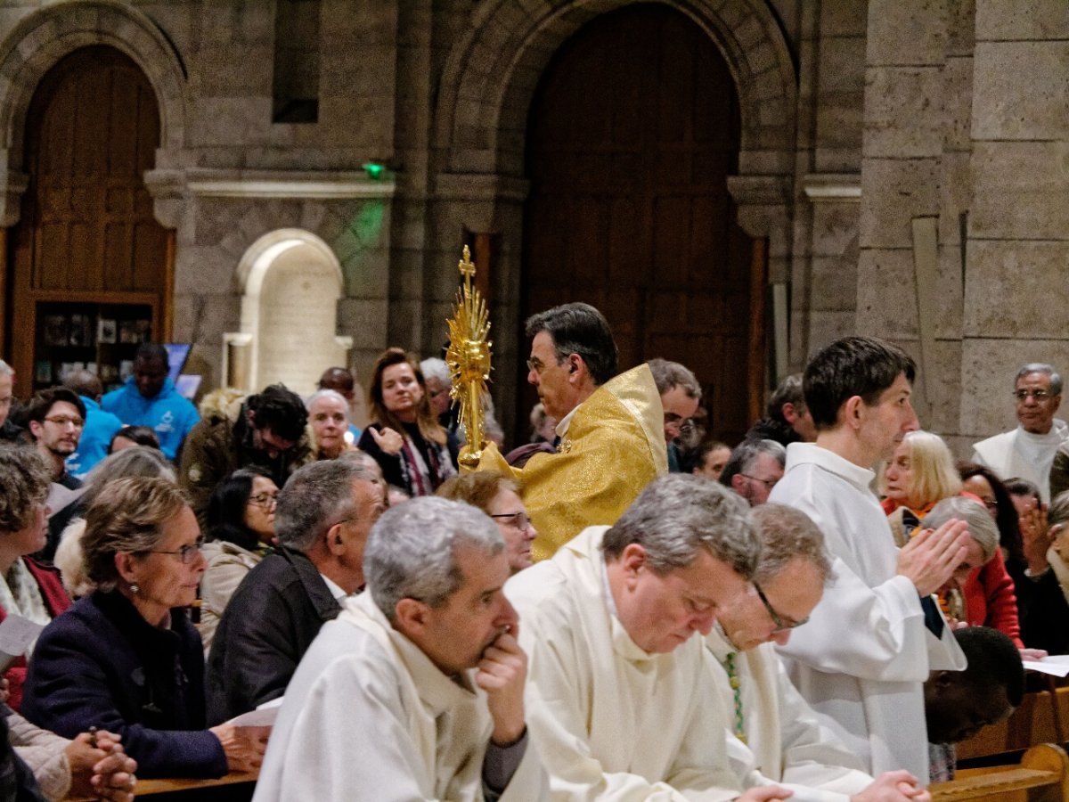 Lancement de la 2e Journée Mondiale des Pauvres au Sacré-Cœur de Montmartre. © Yannick Boschat / Diocèse de Paris.