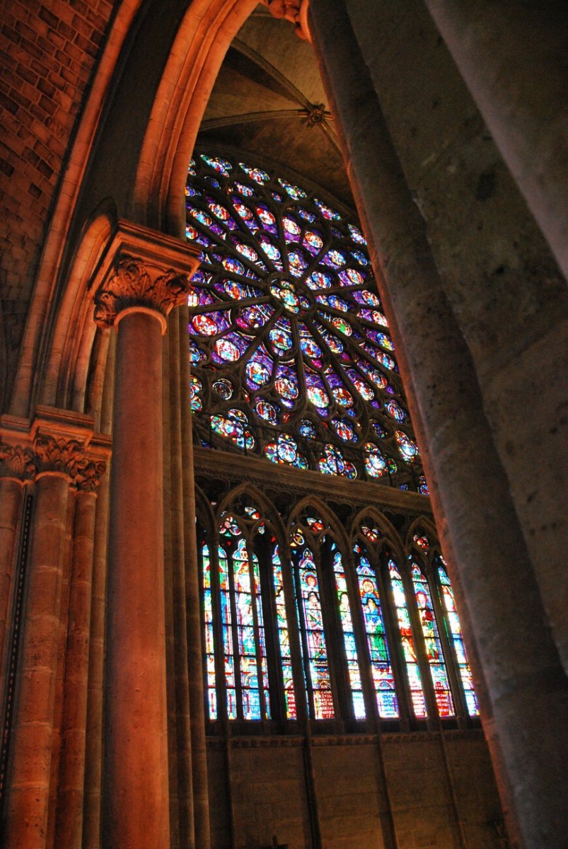 Rosace sud de Notre-Dame de Paris. © Pierre-Louis Lensel.