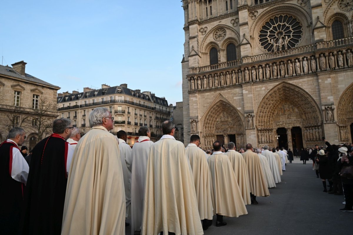 Retour de la Couronne d'épines à Notre-Dame de Paris. © Marie-Christine Bertin / Diocèse de Paris.
