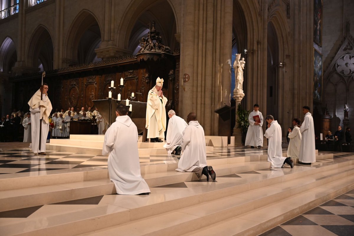 Ordinations des diacres permanents 2025. © Marie-Christine Bertin / Diocese de Paris.
