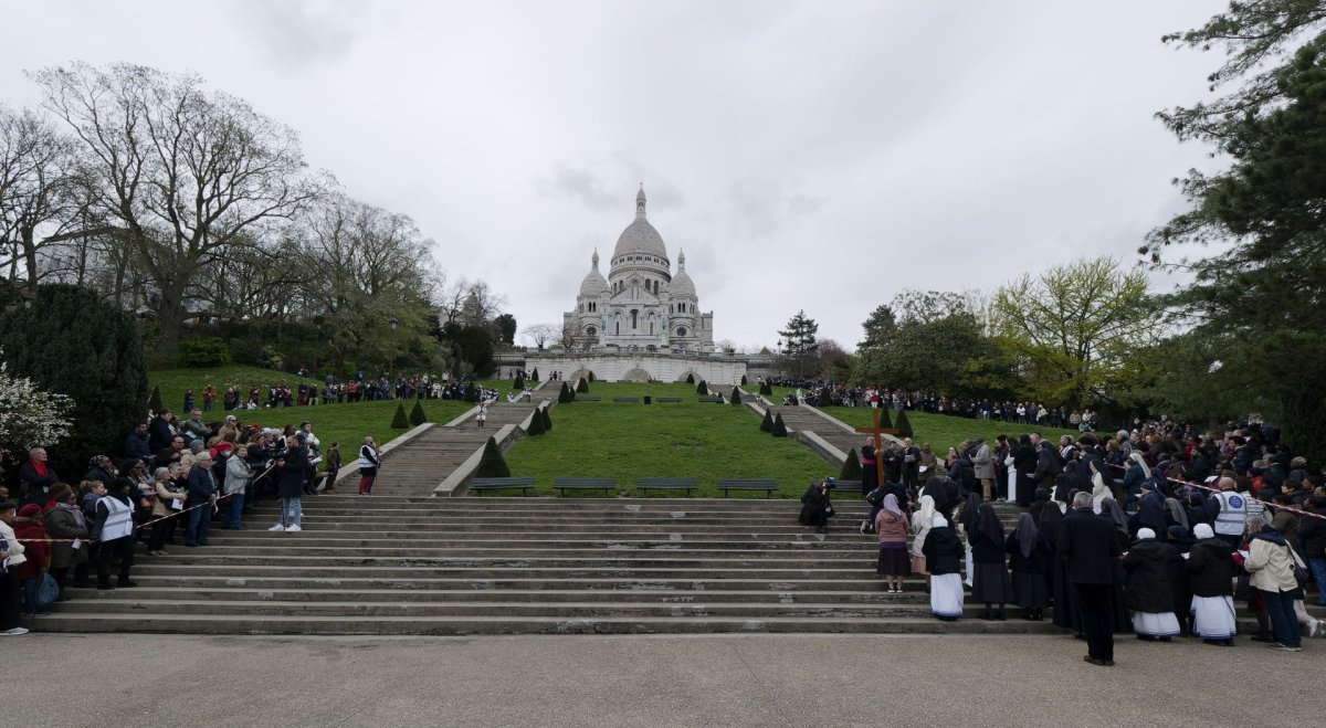 Chemin de croix de Montmartre 2024. © Yannick Boschat / Diocèse de Paris.