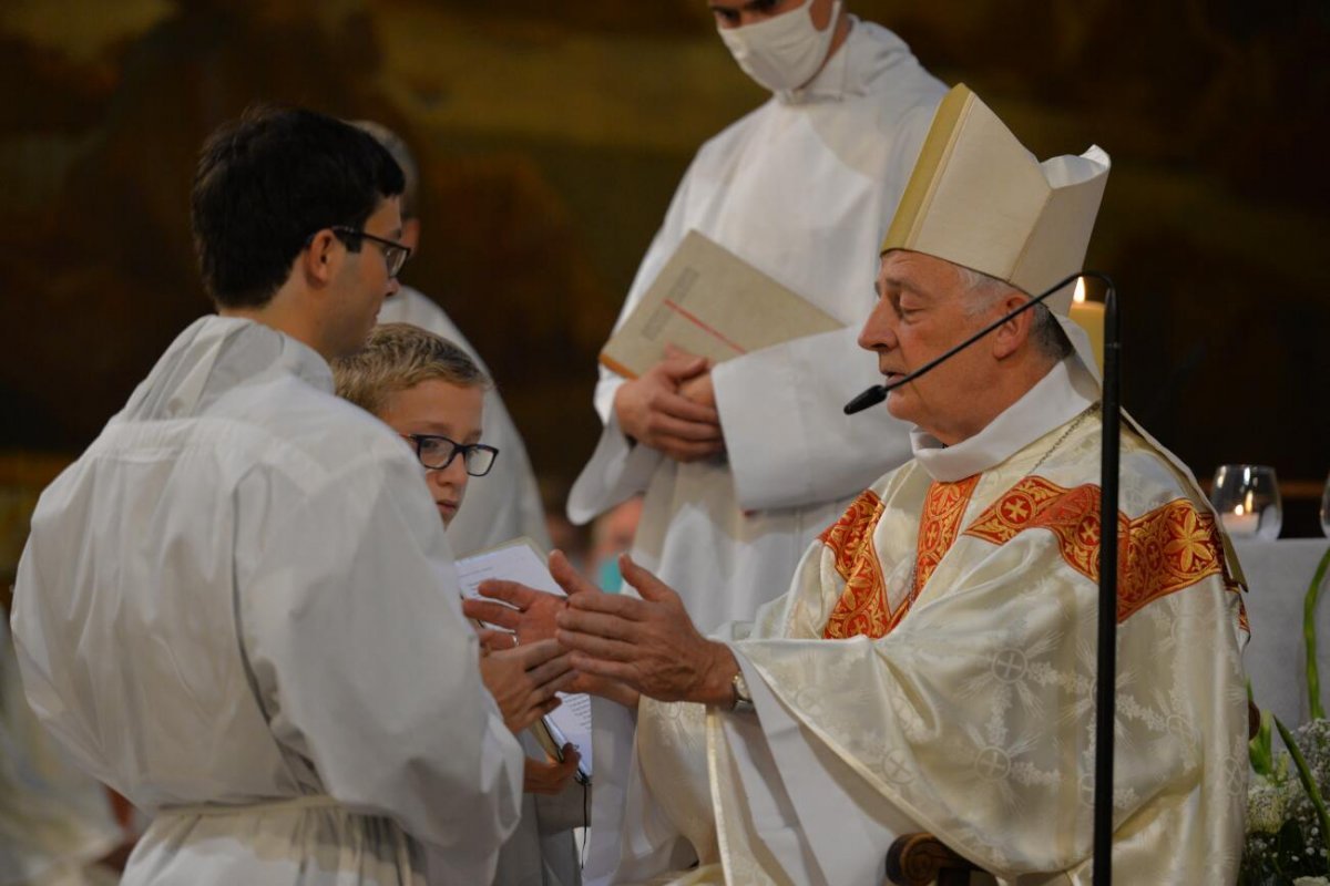 Ordinations diaconales en vue du sacerdoce 2020 à Saint-Jean de Montmartre (18e). 