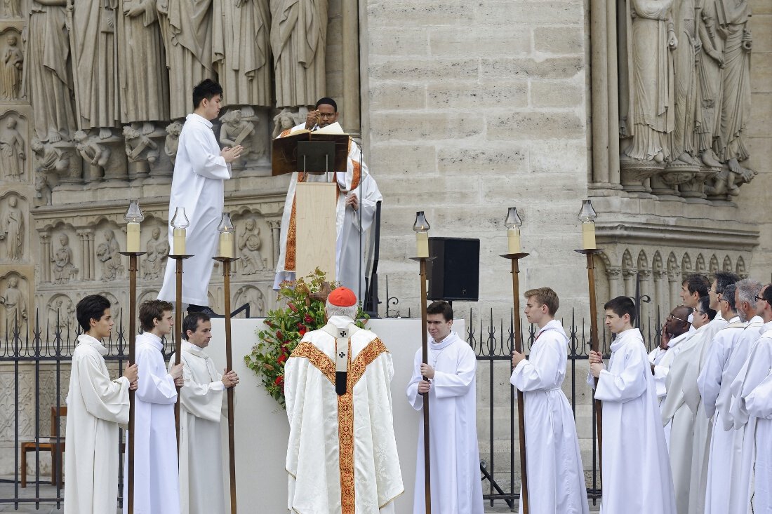 Liturgie eucharistique. © Trung Hieu Do / Diocèse de Paris.