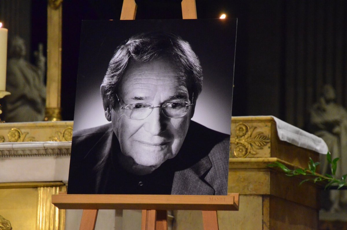 Messe en mémoire de Robert Hossein. © Michel Pourny / Diocèse de Paris.