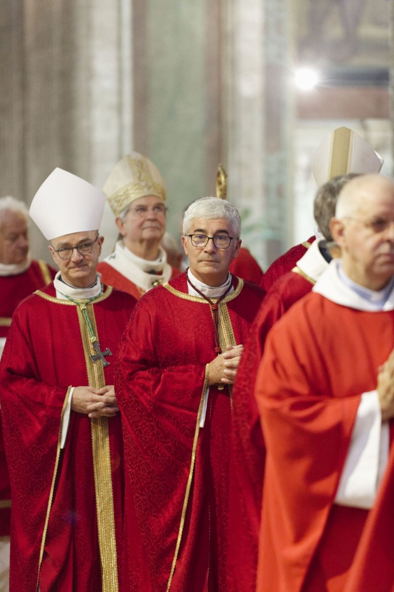 Ordinations des diacres permanents 2022. © Yannick Boschat / Diocèse de Paris.