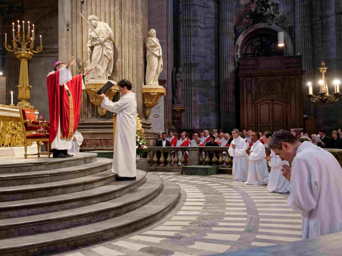 Ordinations de diacres permanents 2019. © Yannick Boschat / Diocèse de Paris.