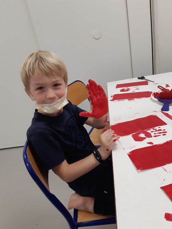 A la Nicolaïte de Chaillot, le drapeau canadien est personnalisé © Marc Bailly / Diocèse de Paris.