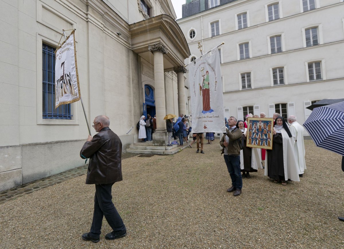 Canonisation des 16 Carmélites de Compiègne : Messe et prière à Picpus. © Yannick Boschat / Diocèse de Paris.