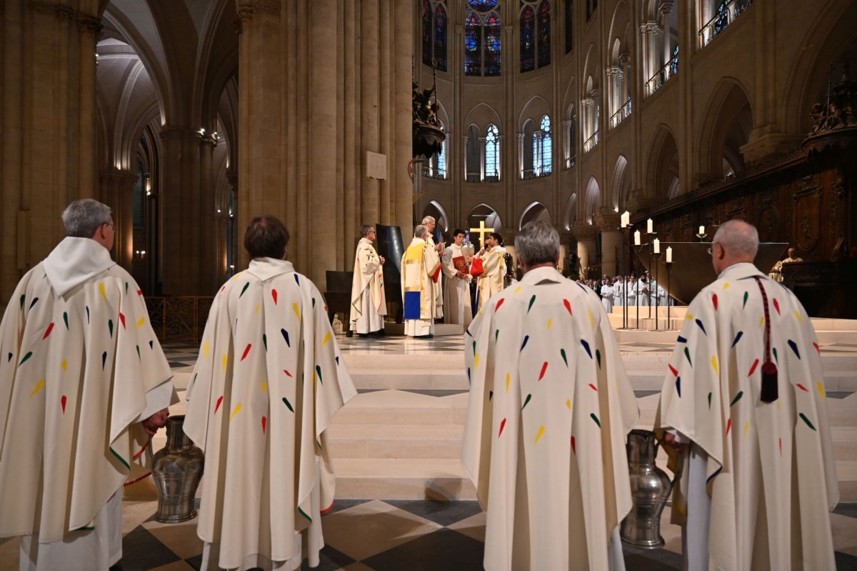Messe chrismale 2025. © Marie-Christine Bertin / Diocèse de Paris.