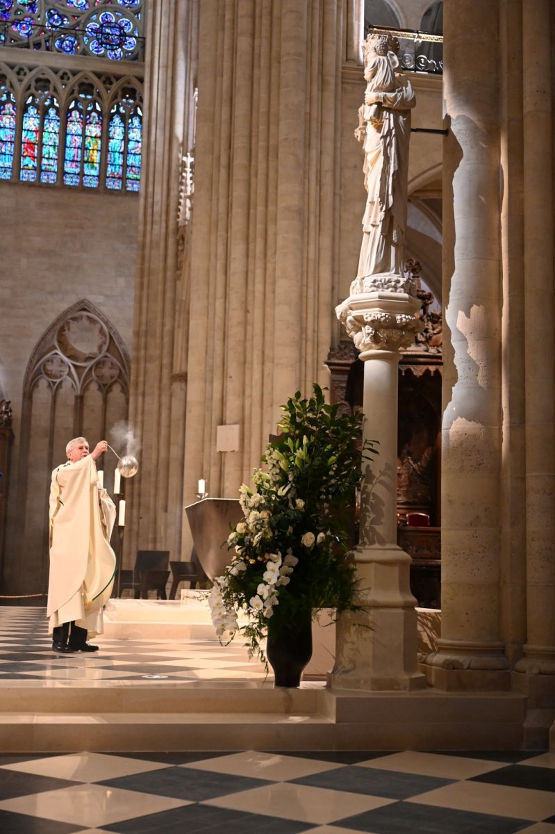 Messe en présence d'associations caritatives et ceux qu'elles (…). © Marie-Christine Bertin / Diocèse de Paris.