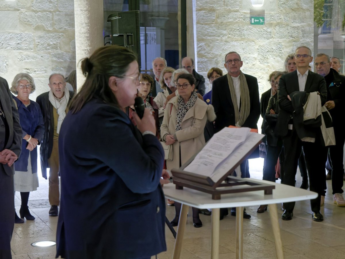 Vernissage de l'exposition “Un patrimoine méconnu”. © Yannick Boschat / Diocèse de Paris.