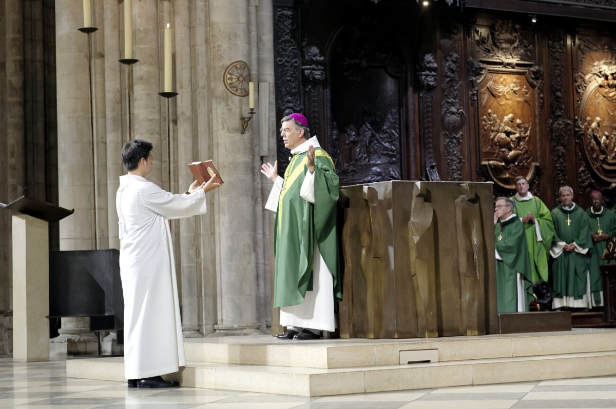 Messe d'action de grâce pour les ministères de Mgr Jérôme Beau et de (…). © Trung Hieu Do / Diocèse de Paris.