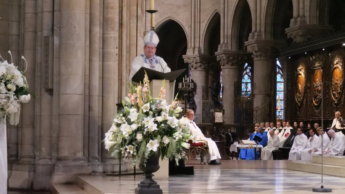 Messe anticipée de l'Assomption. © Yannick Boschat / Diocèse de Paris.