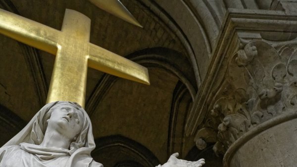 Méditation au pied de la croix avec Charles de Foucauld