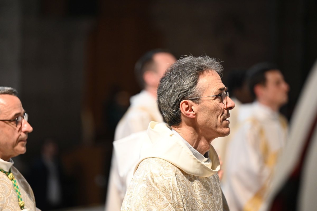 Ordinations diaconales en vue du sacerdoce. © Marie-Christine Bertin / Diocèse de Paris.