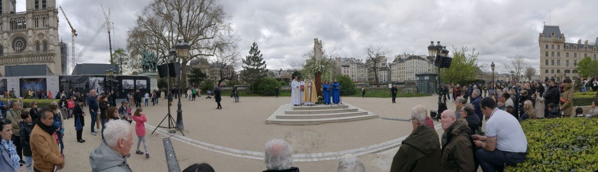 Annonce de la Résurrection 2024. © Yannick Boschat / Diocèse de Paris.