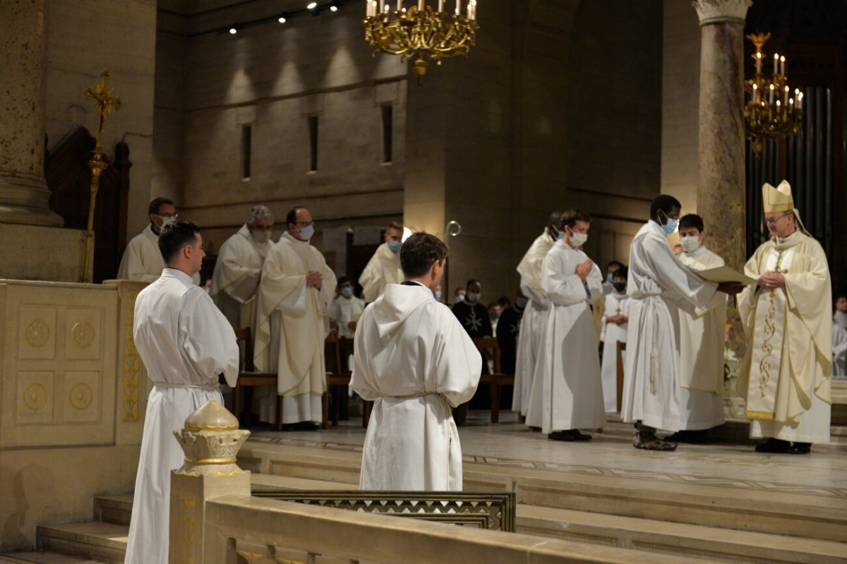 Ordinations diaconales en vue du sacerdoce 2020 à Saint-Pierre de Montrouge (…). © Marie-Christine Bertin / Diocèse de Paris.