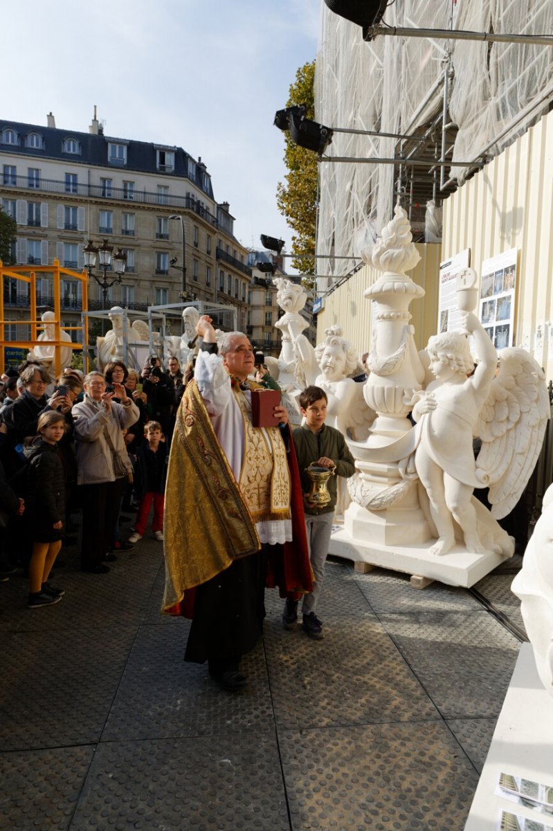 Bénédiction des statues rénovées de Saint-Augustin. © Yannick Boschat / Diocèse de Paris.