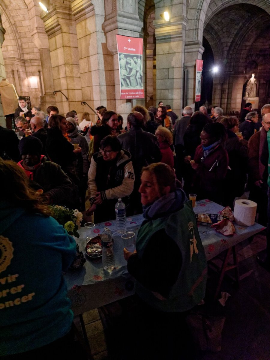Lancement de la 2e Journée Mondiale des Pauvres au Sacré-Cœur de Montmartre. © Yannick Boschat / Diocèse de Paris.