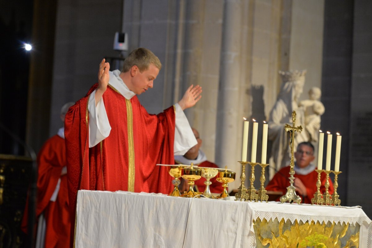 Messe des nouveaux prêtres à Saint-Germain l'Auxerrois. © Marie-Christine Bertin / Diocèse de Paris.