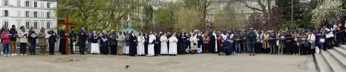 Chemin de croix de Montmartre 2024. © Yannick Boschat / Diocèse de Paris.