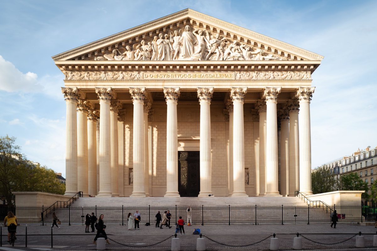 Inauguration du parvis de l'église de La Madeleine. © Callaway Kosine – de Suzannet.