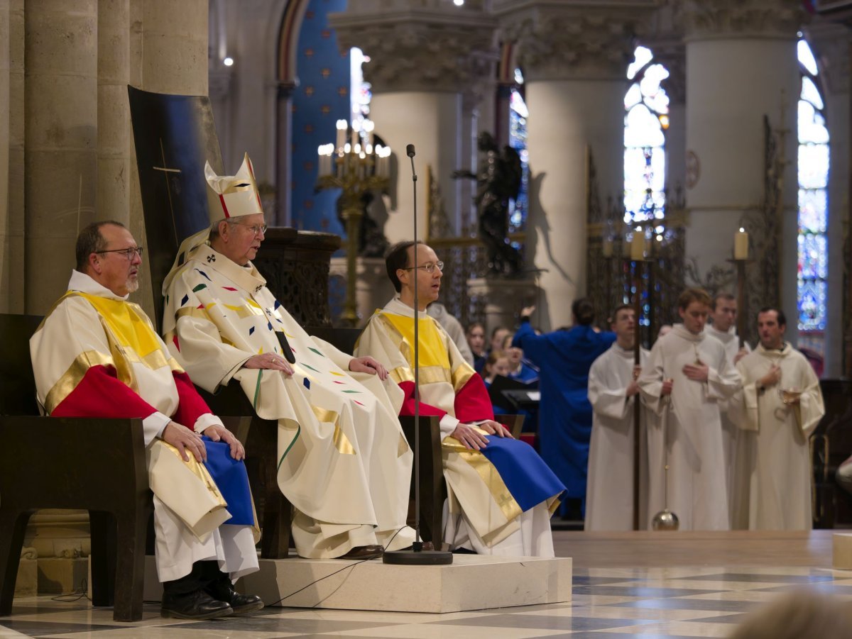 Messe de réouverture de Notre-Dame pour les collégiens et lycéens. © Yannick Boschat / Diocèse de Paris.