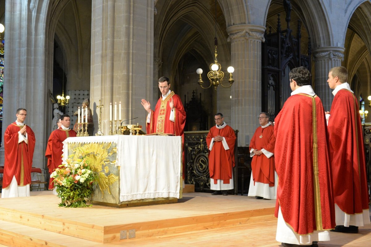 Messe des nouveaux prêtres à Saint-Germain l'Auxerrois. © Marie-Christine Bertin / Diocèse de Paris.