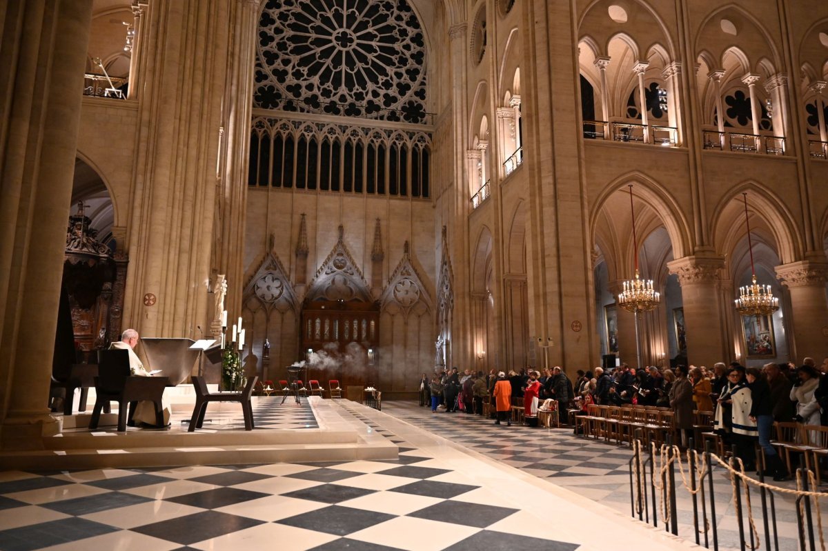 Vêpres du jeudi 12 décembre 2024 à Notre-Dame de Paris. © Marie-Christine Bertin / Diocèse de Paris.