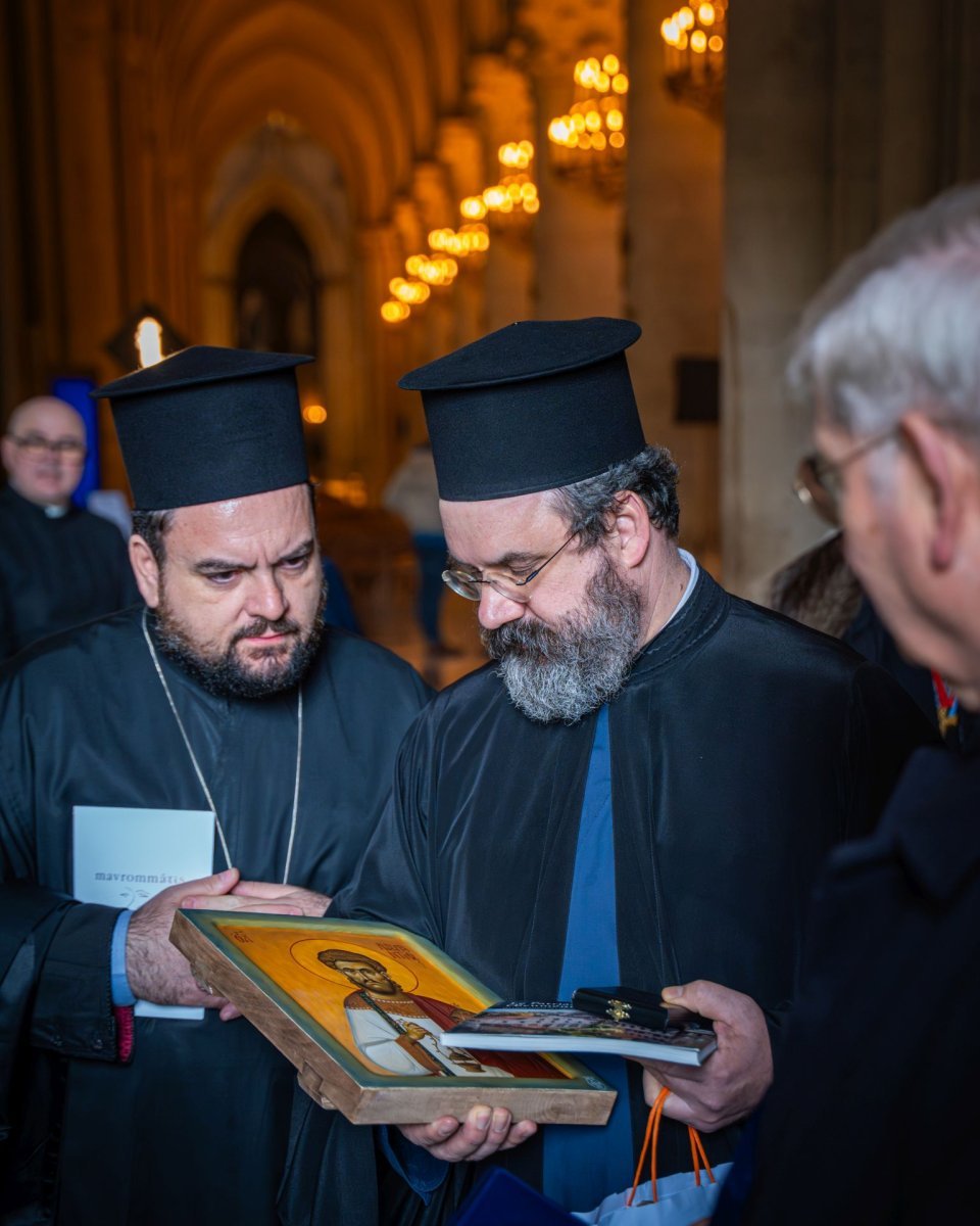 Visite de la cathédrale Notre-Dame de Paris par Sa Toute-Sainteté le (…). © Liam Hoarau / Diocèse de Paris.