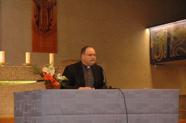 Conférence du P. Jean-Philippe Nault, recteur du sanctuaire, sur la figure (…). 