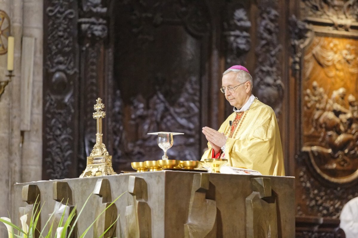 Mgr Stanisław Gądecki, président de la conférence des évêques de Pologne et (…). © Yannick Boschat / Diocèse de Paris.