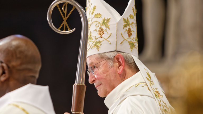 Mgr Laurent Ulrich : Les Parisiens accueillent leur nouvel archevêque