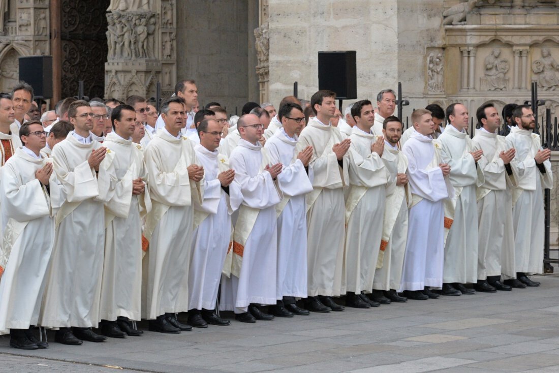 Les ordinands. © Marie-Christine Bertin / Diocèse de Paris.