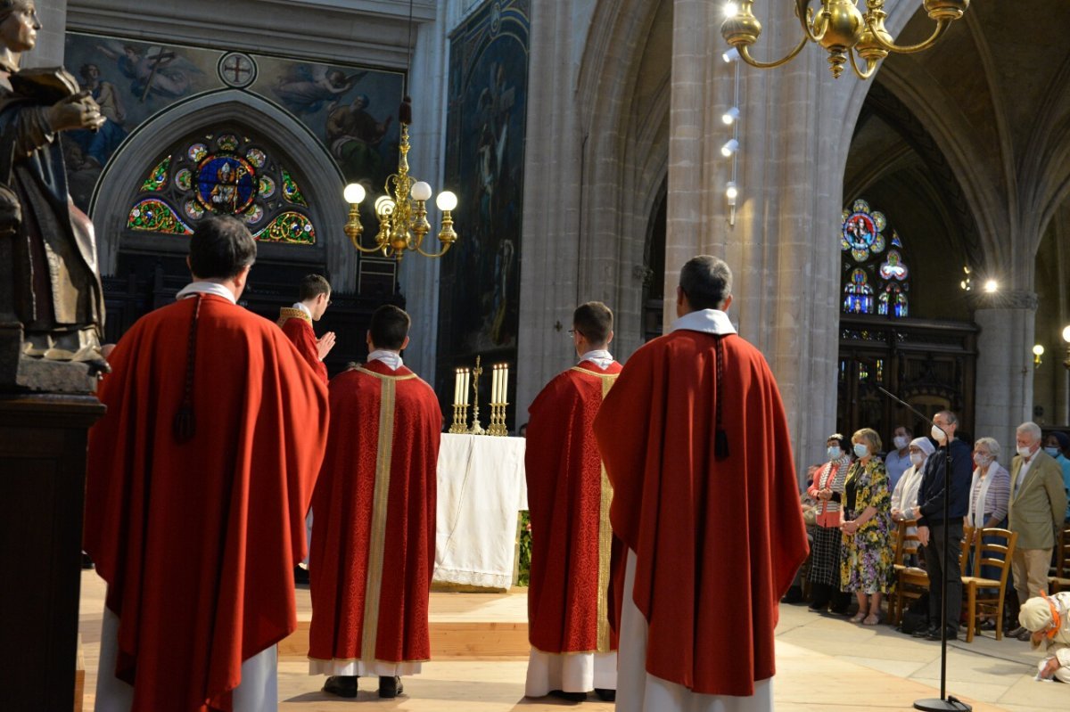 Messe des nouveaux prêtres à Saint-Germain l'Auxerrois. © Marie-Christine Bertin / Diocèse de Paris.