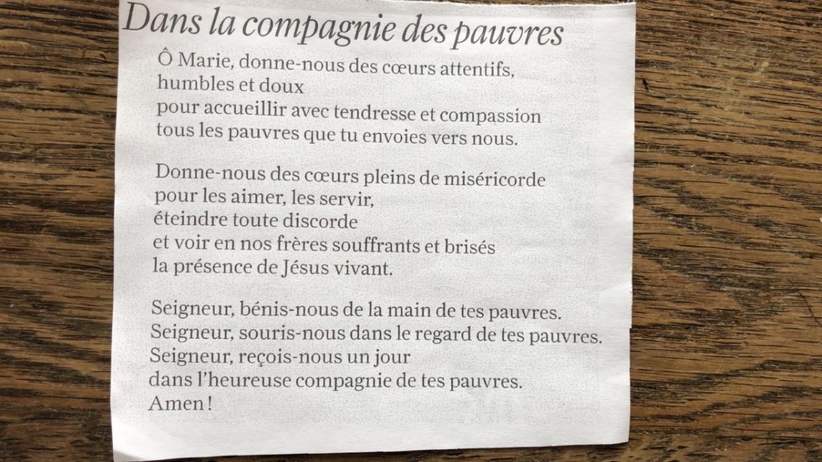 Distribution de l'aide alimentaire à Saint-Ambroise. 27 mars 2020 (c) D. R..
